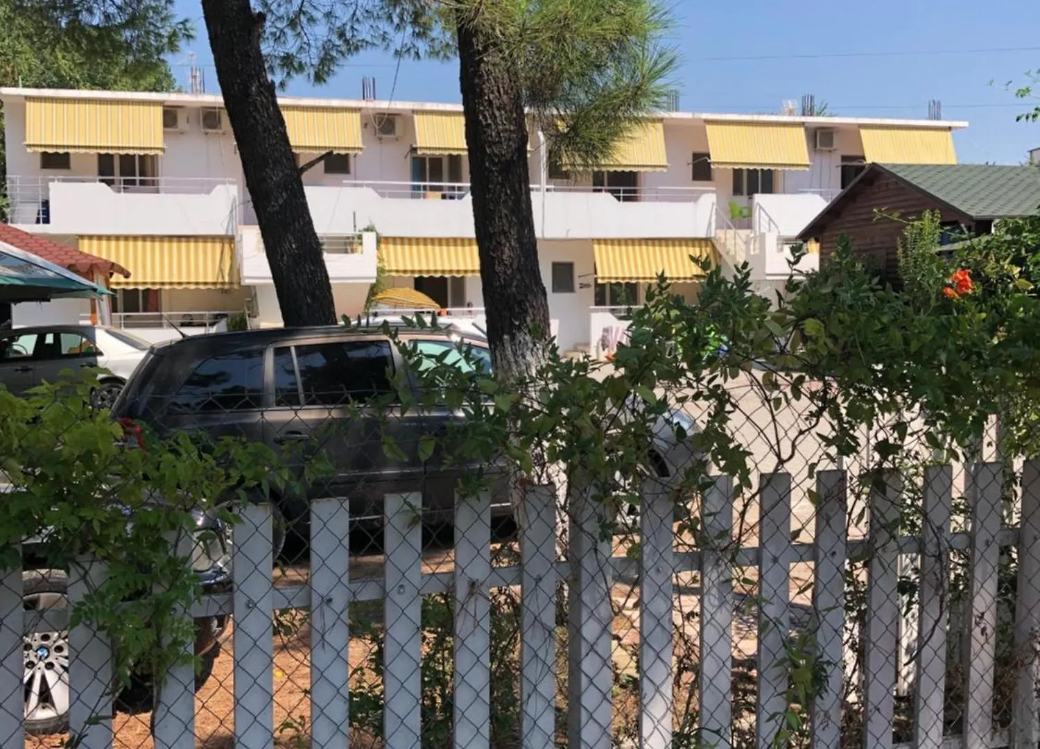 Beachside Apartments Smajlaj Velipoje