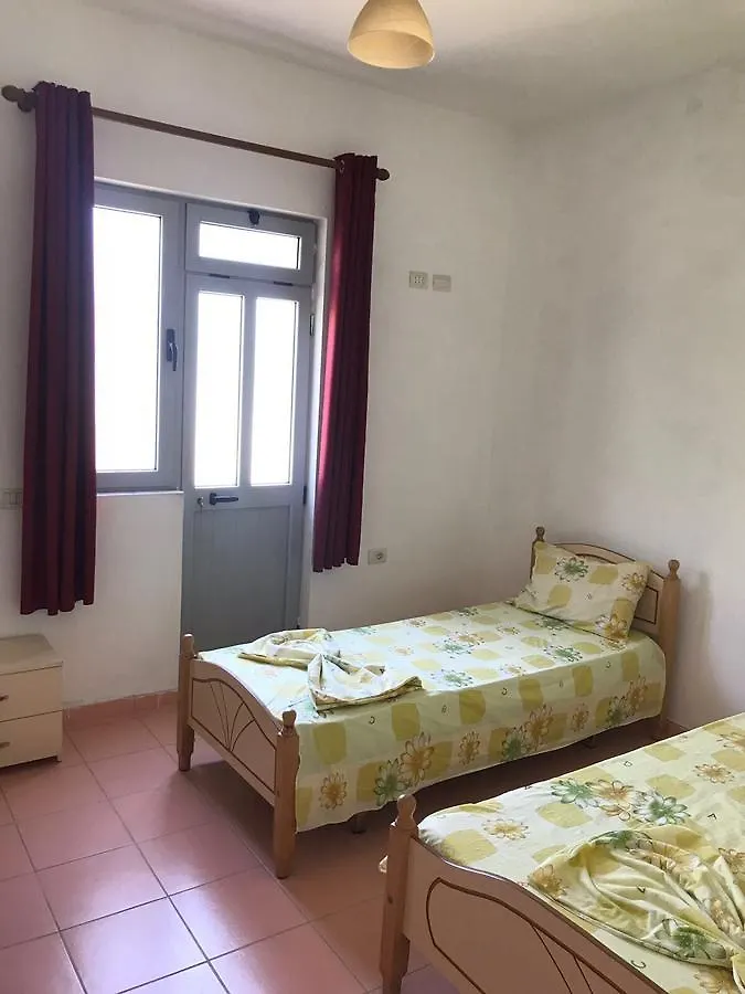 Beachside Apartments Smajlaj Velipoje